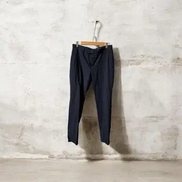 네이비 스트라이프 슬랙스