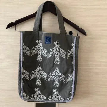 미나 페르호넨 토트백 오딧세이 odyssey