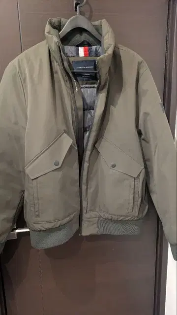타미 힐피거 (Tommy Hilfiger) 패딩 자켓