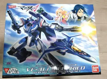 프라모델 1/72 VF-31J 지크프리드 (하야테 임멜만기)