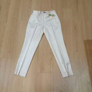 [ 클리닝 완료 ] theory luxe 화이트 슬랙스 사이즈 36