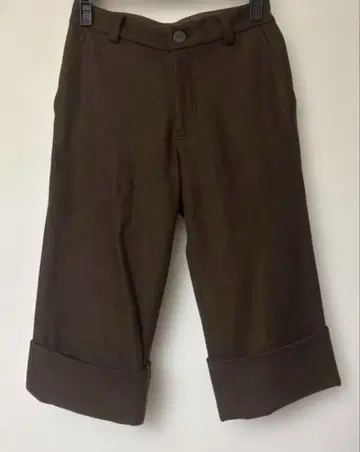 Sus.co 울 무릎 기장 팬츠