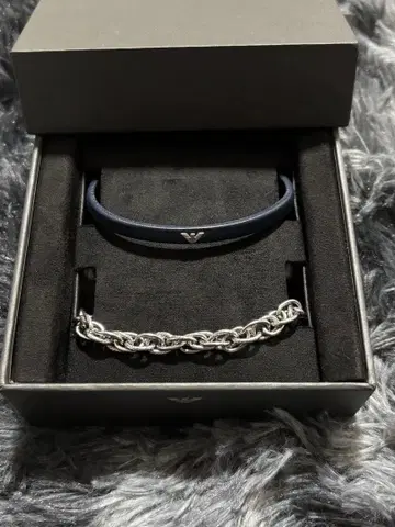 EMPORIO ARMANI 팔찌 세트