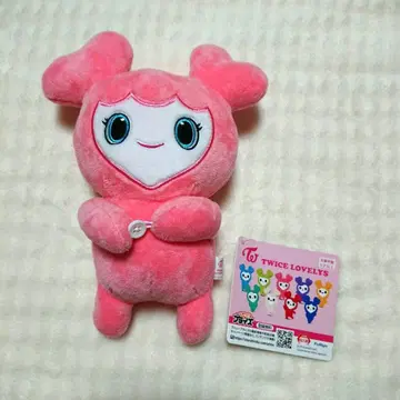 TWICE LOVELYS 허그 인형 모모 모블리