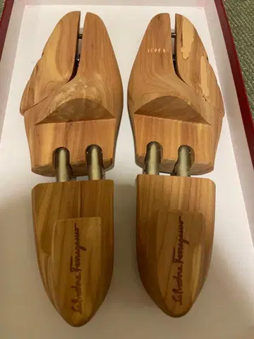 페라가모 슈키퍼 (좌우 세트)