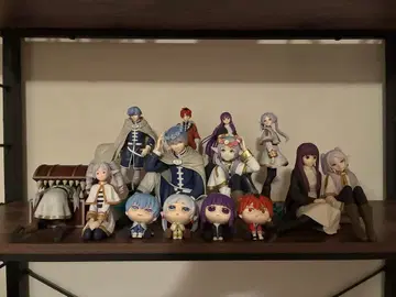 장송의 프리렌 피규어 묶음 판매 14개