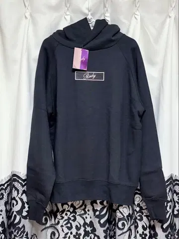 Rady 와펜 자수 로고 후드티 갸루