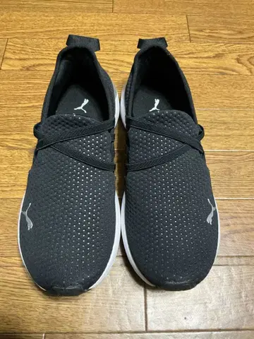 Puma 블랙 슬립온 23cm