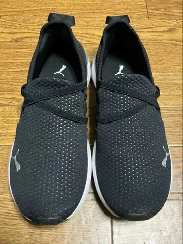 Puma 블랙 슬립온 23cm