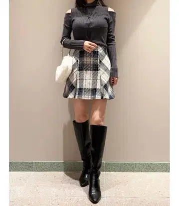 snidel 스나이델 로빙 체크 미니 스커트 사이즈 2