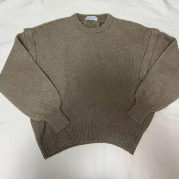 CLANE 백 플리츠 니트탑