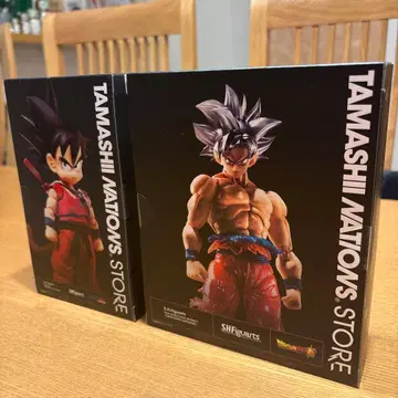 드래곤볼 S.H.피규아트 손오공 2종 미개봉 새상품 세트!!