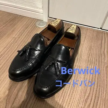 Berwick 8491 태슬 로퍼 코도반 UK7.5 블랙