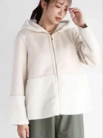 퍼 도킹 숏코트