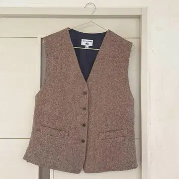 새상품 유니클로 이네스 콜라보 니트 베스트