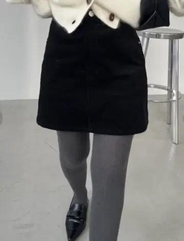 카프리슈 마쥬 레이어드 대응 코듀로이 사다리꼴 스커트 사이즈 38