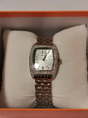 폴리폴리 여성용 쿼츠 손목시계 실버