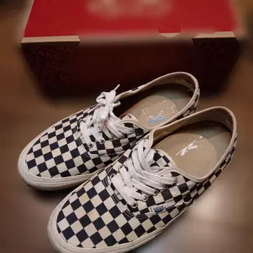 VANS 체커보드 스니커즈