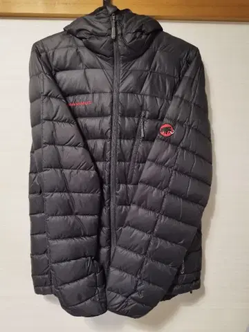 MAMMUT 후드 부착 다운 자켓 블랙