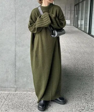 select moca 센터 링킹 릴랙스 니트 원피스