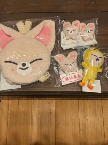 straykids 스키즈 아이엔 폭시니 월드 굿즈 세트