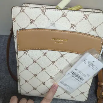 앤드슈에트 숄더백 스퀘어 새상품