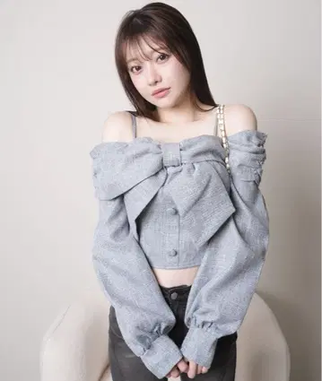 [미개봉 새상품] LIPSERVICE 리본 오프숄더 롱 슬리브 상의