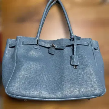 파란색 가죽 토트백 덴하마노