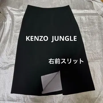 블랙 왼쪽 앞 18cm 오른쪽 뒤 18cm 슬릿 들어간 타이트 스커트