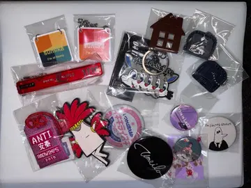 밴드 굿즈들 세트 판매