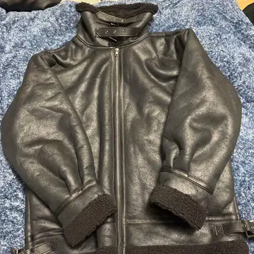 ZARA 무스탕 자켓(무스탕 코트)