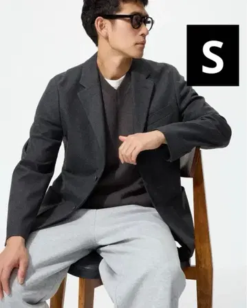 유니클로 브러쉬드 저지 자켓 S 사이즈 다크 그레이