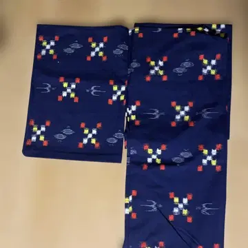 제비 네이비 컬러 기하학 패턴 기모노