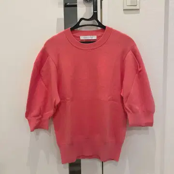 [ 미사용 새상품급 ] 벌룬 슬리브 니트 코랄 핑크 ESTNATION