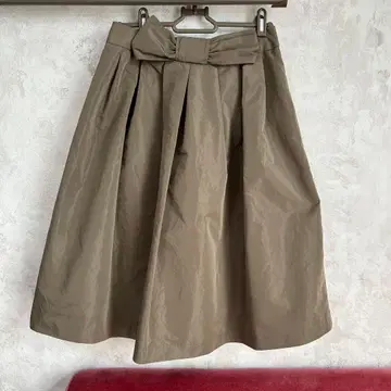 GALLERY VISCONTI 카키 플레어 스커트 사이즈 2