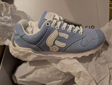 미사용 새상품 SANGACIO 스니커즈 25cm 스카이블루