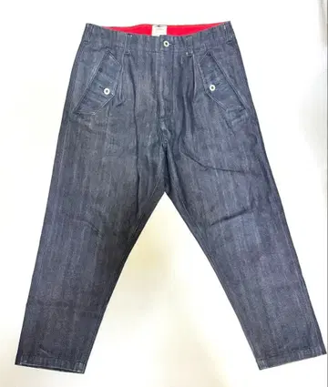 COMMON EDUCATION / 코먼 에듀케이션 리지드 데님