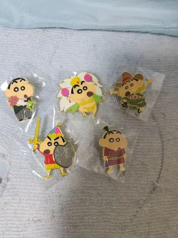 짱구는 못말려 핀 배지