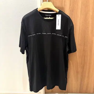 [ 로고T ] Calvin Klein 티셔츠 L 사이즈 남성용 택 포함