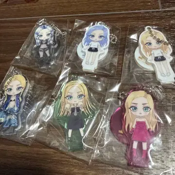 찬미나 옷 갈아입기 찬미나 가챠 아크릴 키링