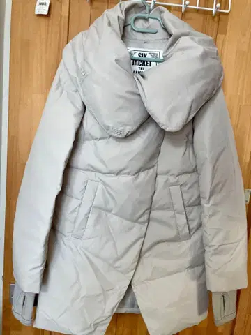 [택 포함 새상품] SLY 빅 컬러 다운 자켓 사이즈 1