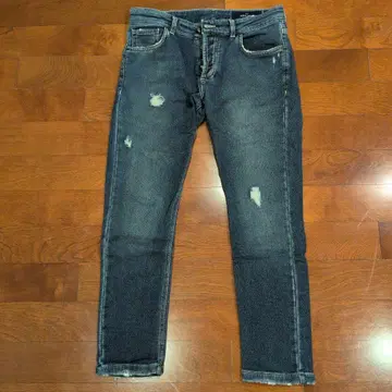 데미지 가공 다크 블루 스키니 데님