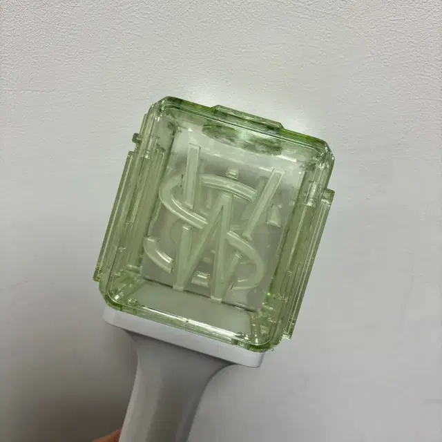 엔시티위시 응원봉 (뉴믐뭔봄) (원가이하)