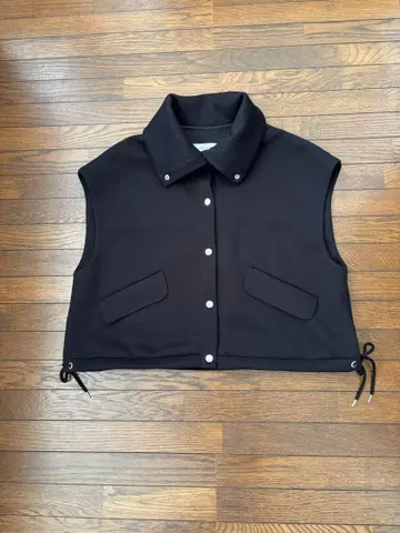 카프네 스탠드 카라 베스트