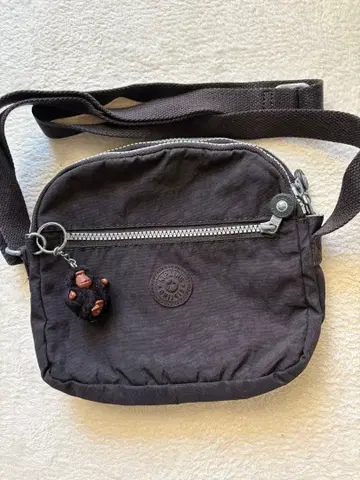 Kipling 경량 나일론 숄더백