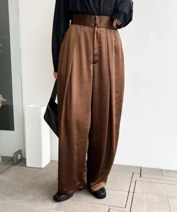 브라운 새틴 와이드 팬츠