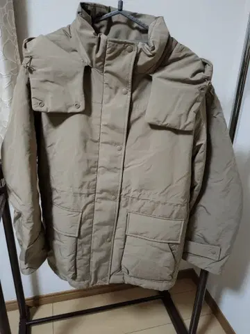 유니클로 하이브리드 다운 2024년 S 사이즈