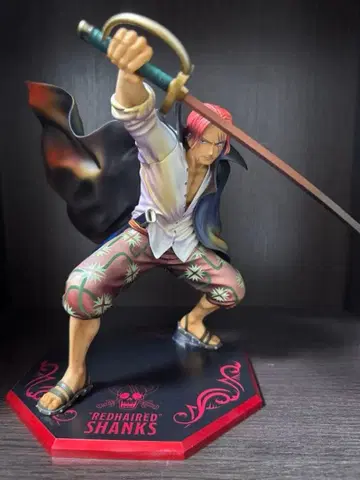 [ 개봉 ] 샹크스 피규어