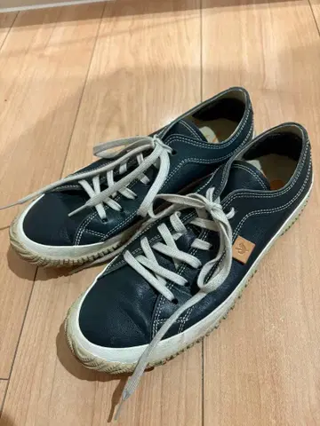 spingle move 스니커즈