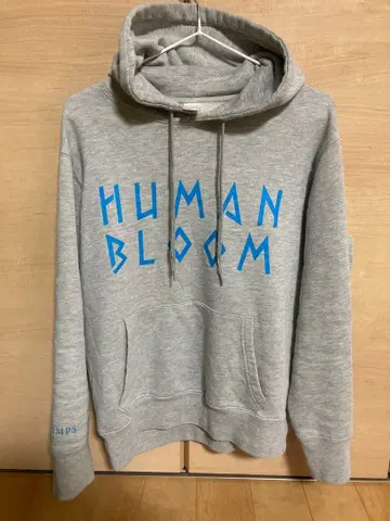 RADWIMPS 2017 라이브 후드티 ( S 사이즈 )